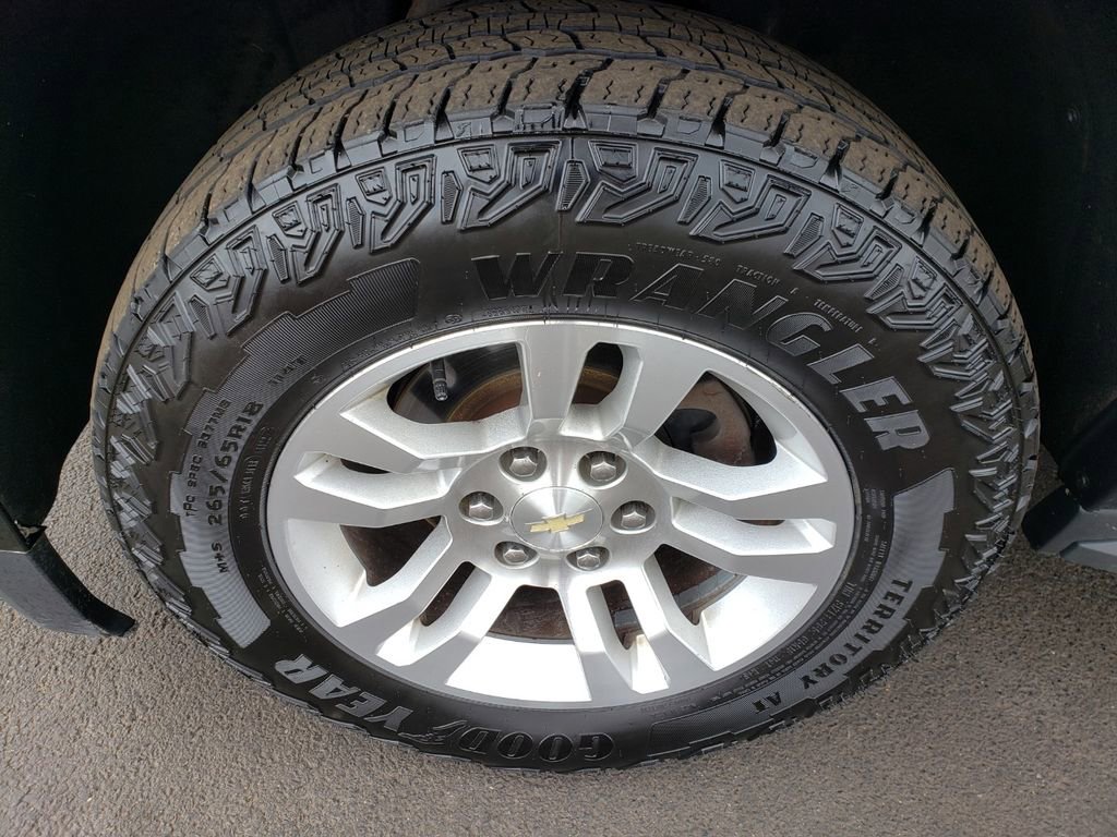 Used 2018 Chevrolet Tahoe LS w/ Skid Plate Package AWD/4WD image 9
