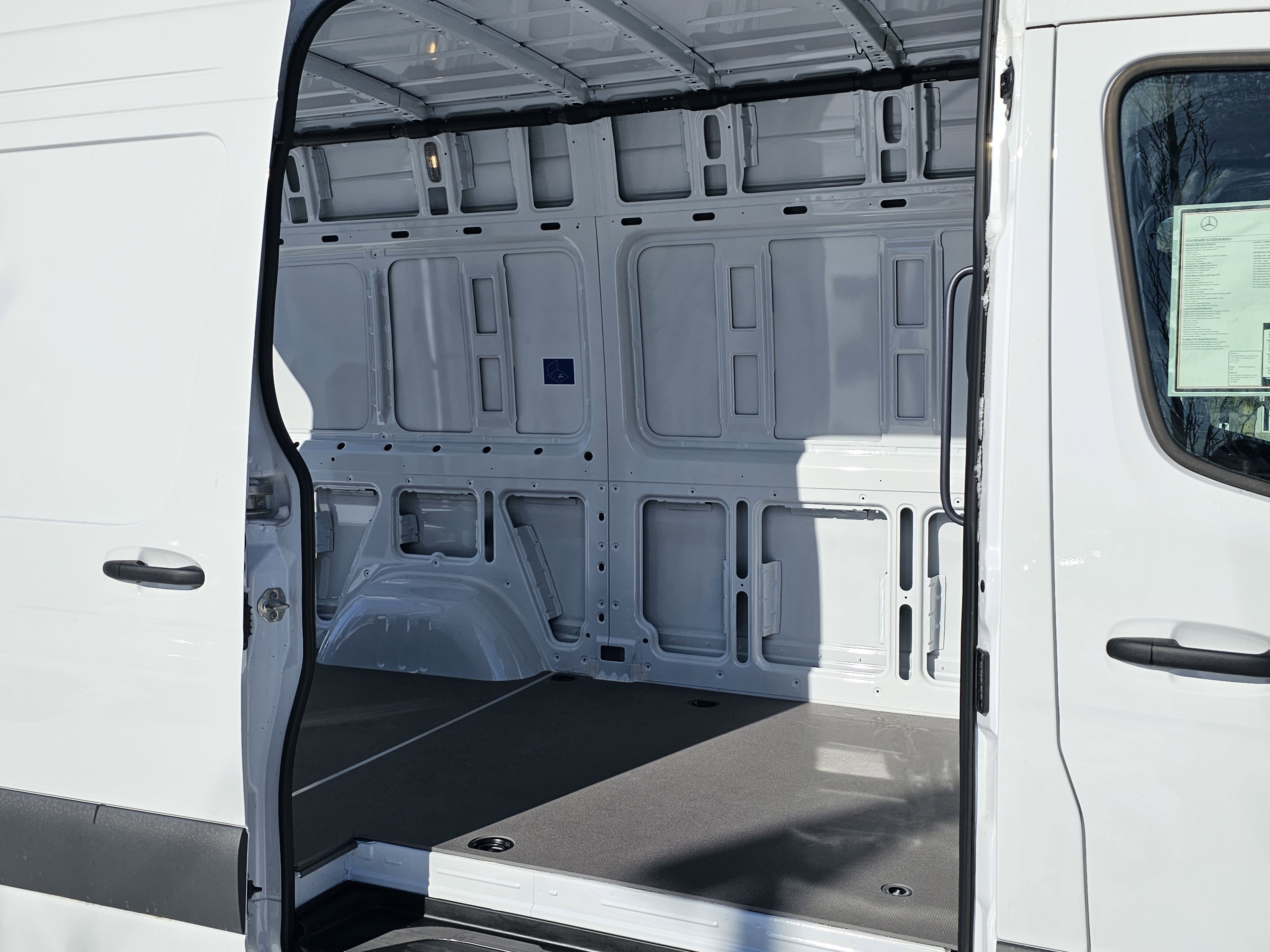 New 2025 Mercedes-Benz Sprinter 2500 image 6