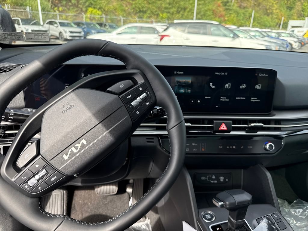 New 2026 Kia Sportage EX w/ EX Panorama Roof Package image 13