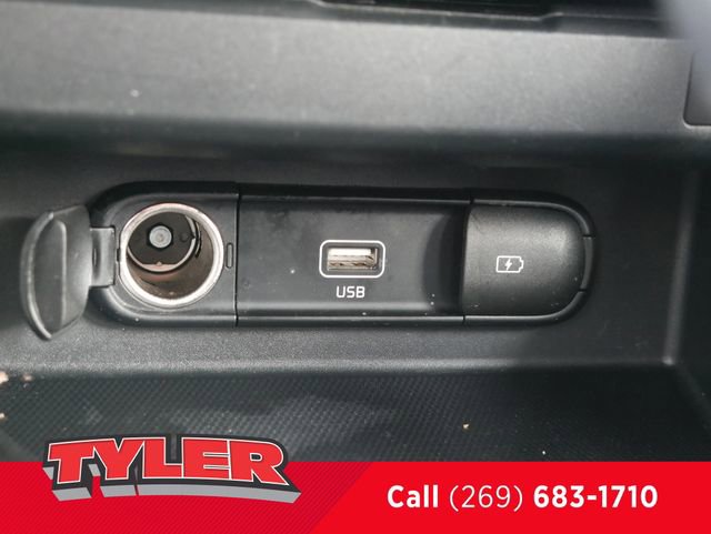 Used 2023 Kia Seltos EX image 32