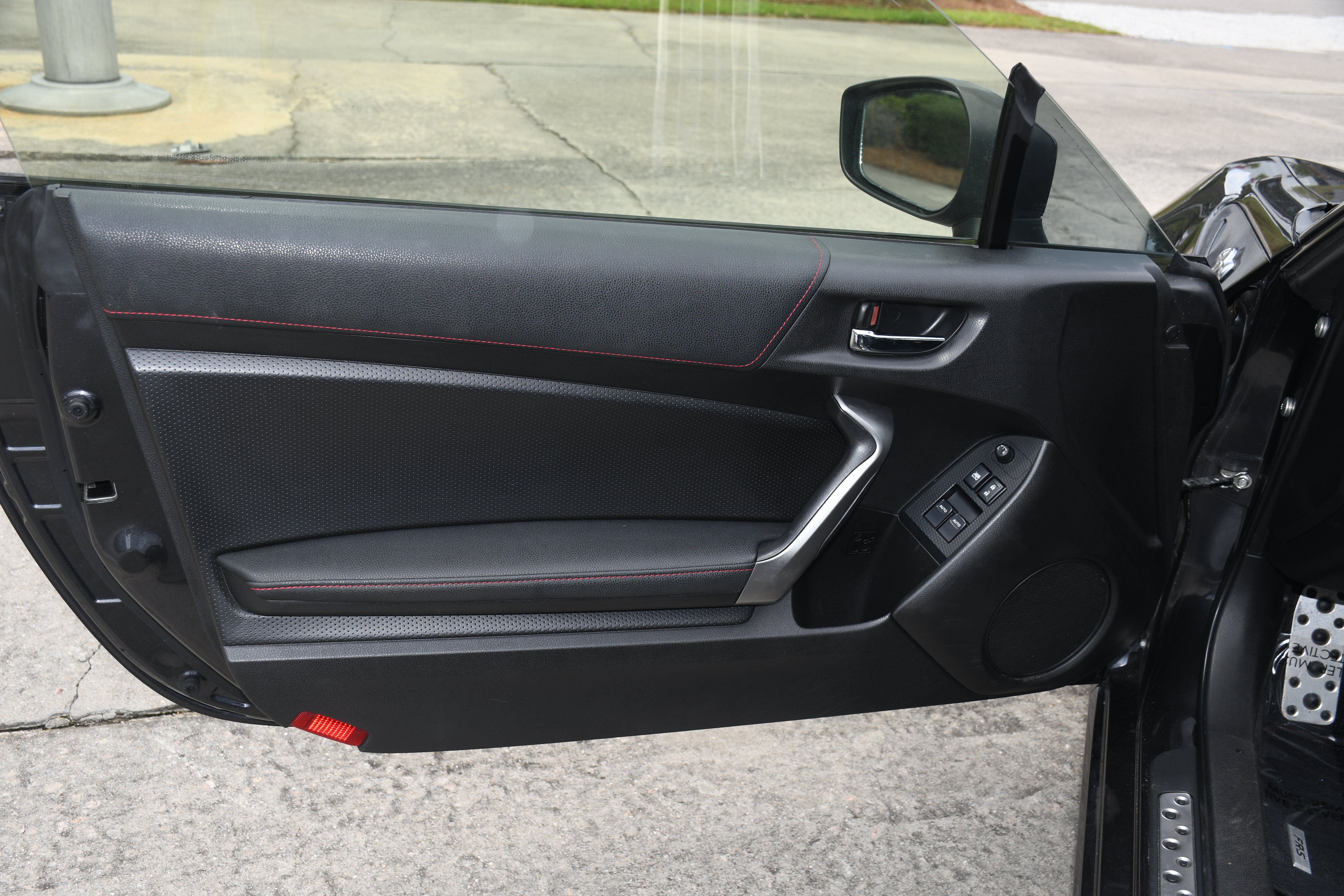 Used 2013 Scion FR-S RWD image 9