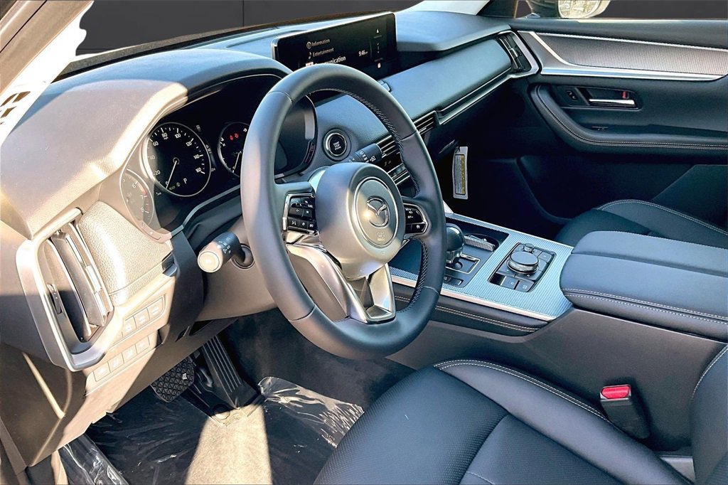 New 2026 MAZDA CX-90 3.3 Turbo w/ Preferred Package image 6