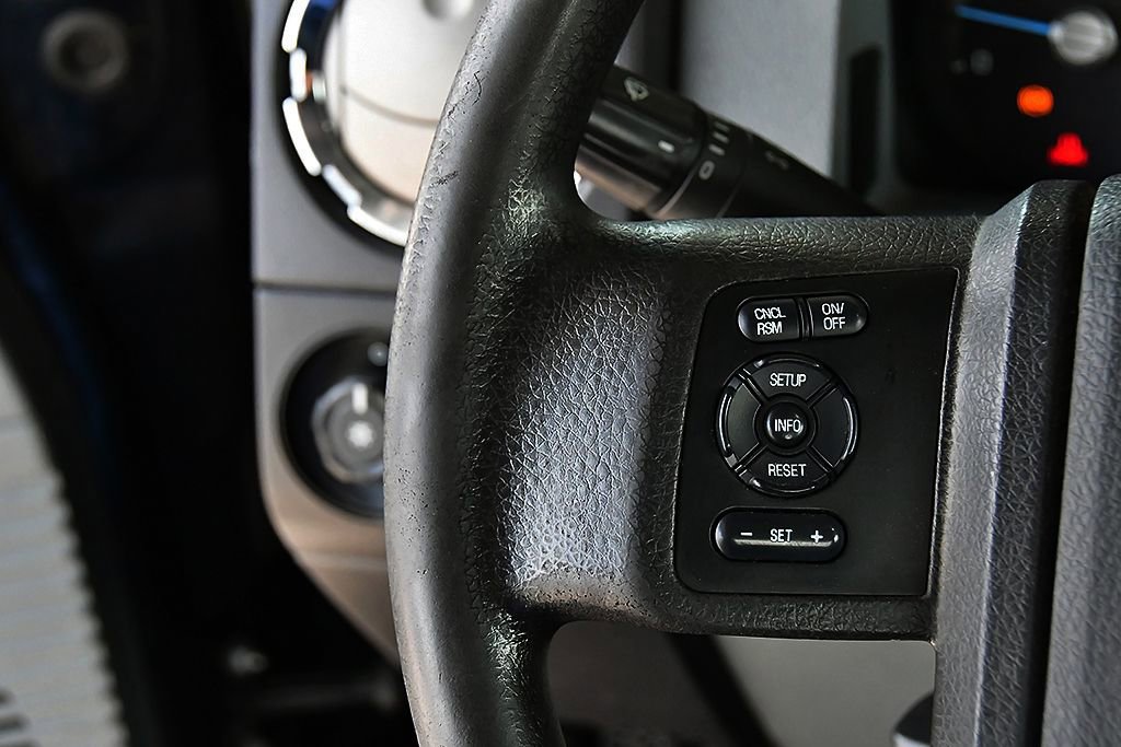 Used 2018 Ford F750 2WD Regular Cab Super Duty image 17