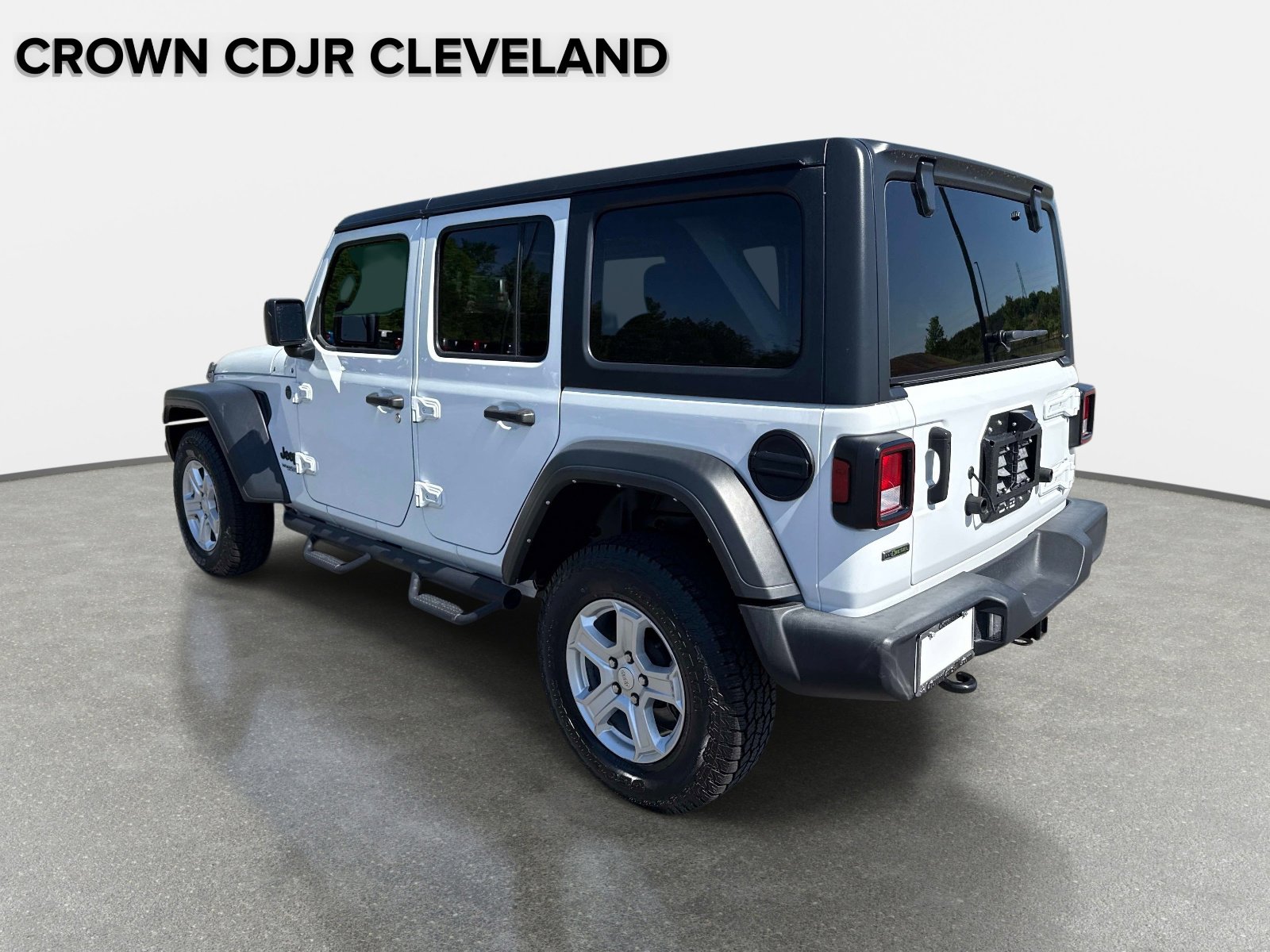 Used 2022 Jeep Wrangler Unlimited Sport AWD/4WD image 6