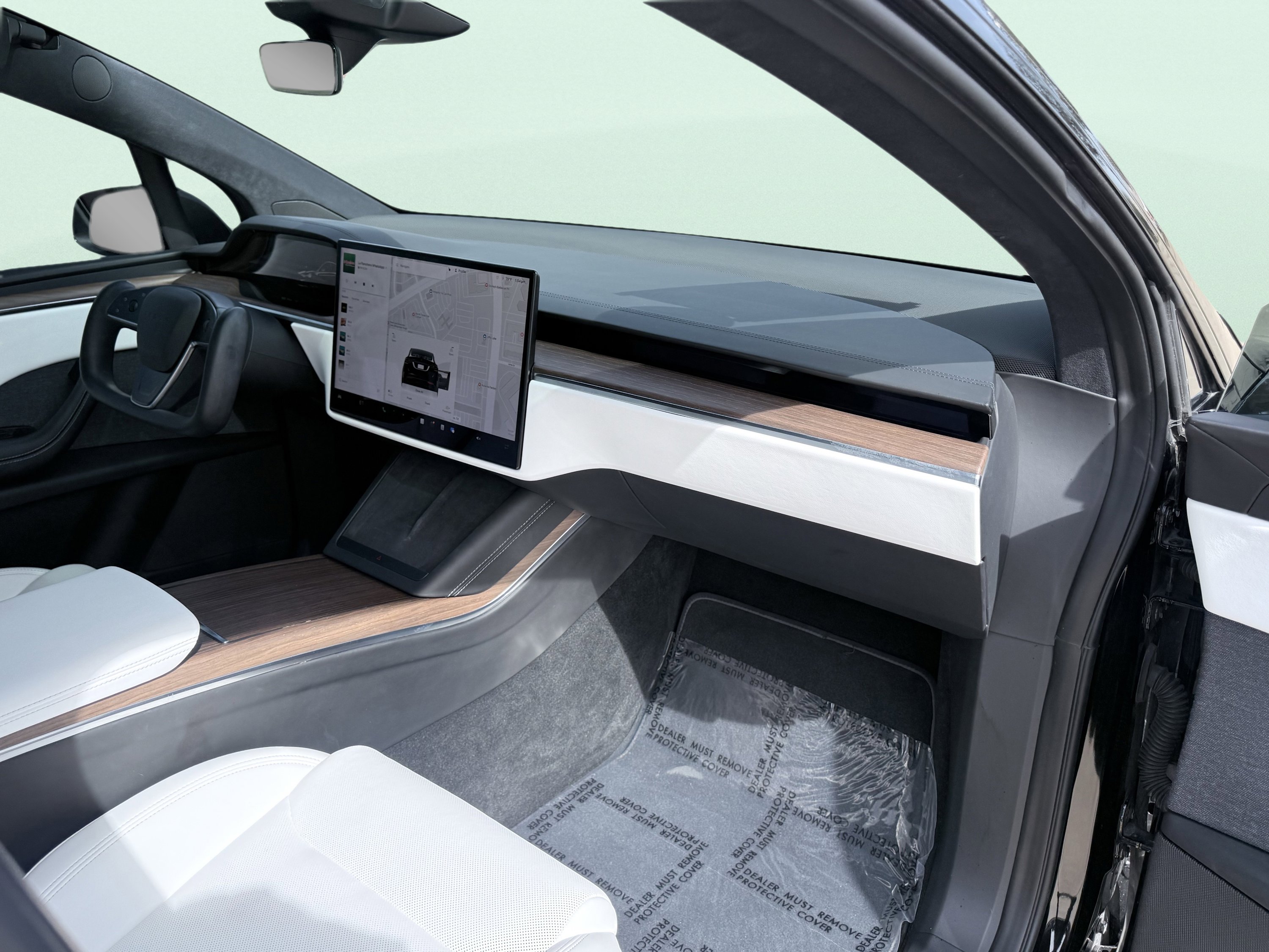 Used 2023 Tesla Model X image 37