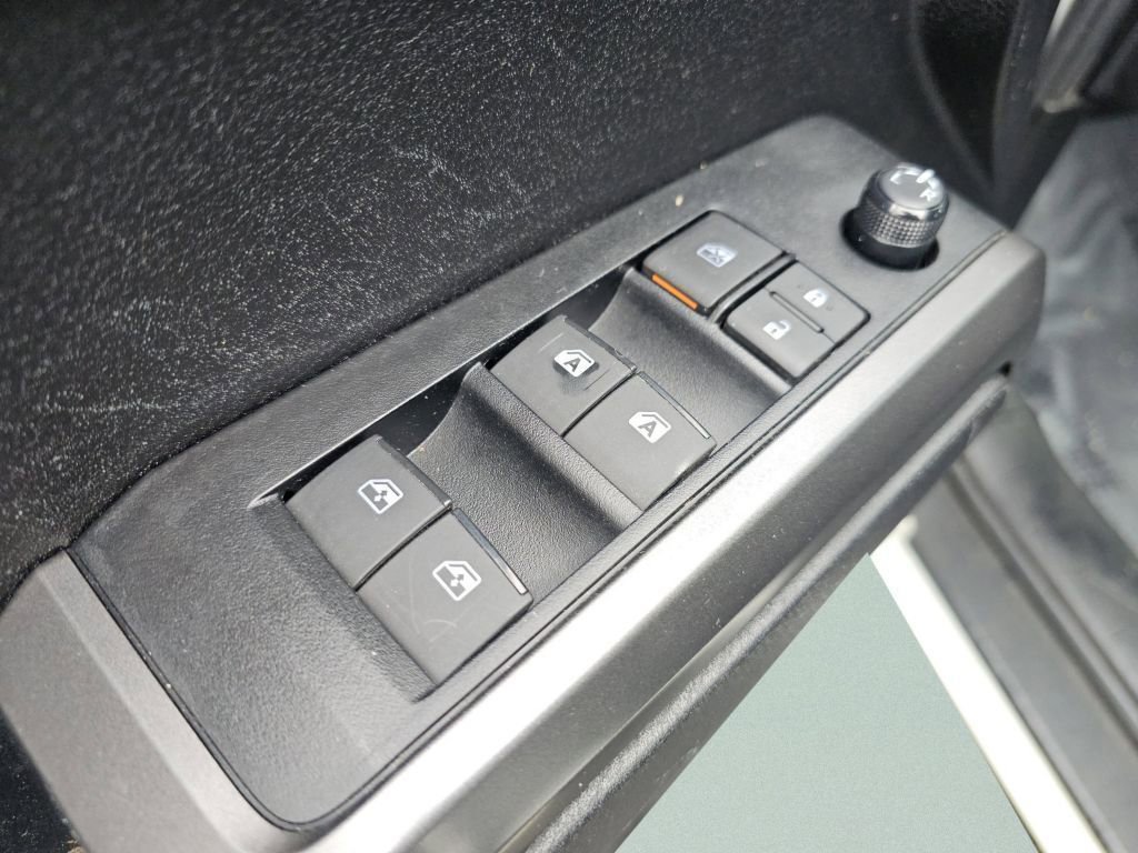 Used 2023 Toyota Tacoma TRD Sport AWD/4WD image 32