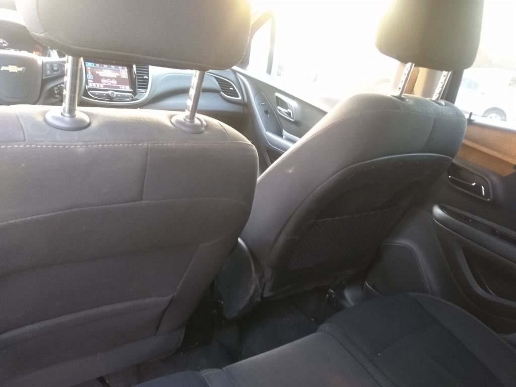 Used 2018 Chevrolet Trax LS image 23