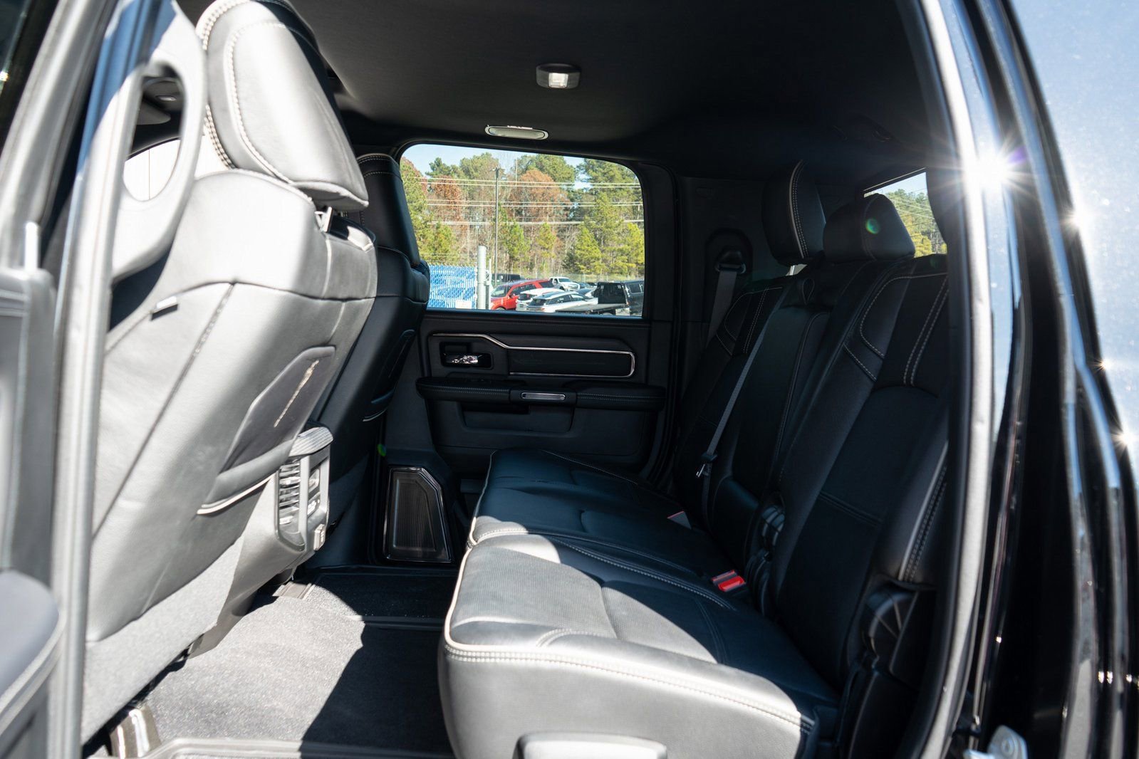 Used 2024 RAM 2500 Limited image 28