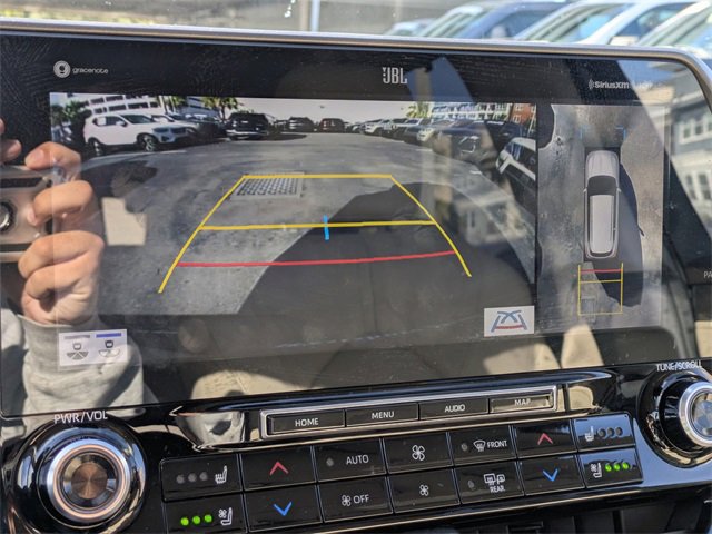 Used 2020 Toyota Highlander Limited image 18