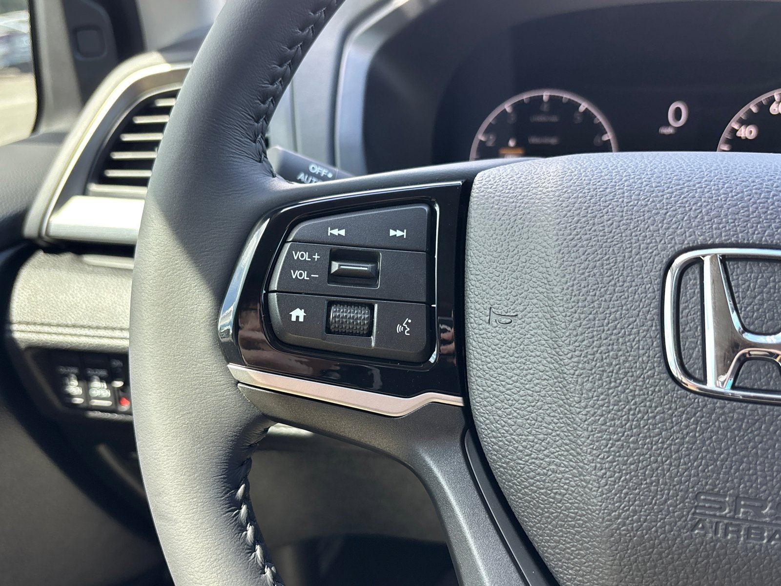 New 2026 Honda Odyssey EX-L image 21