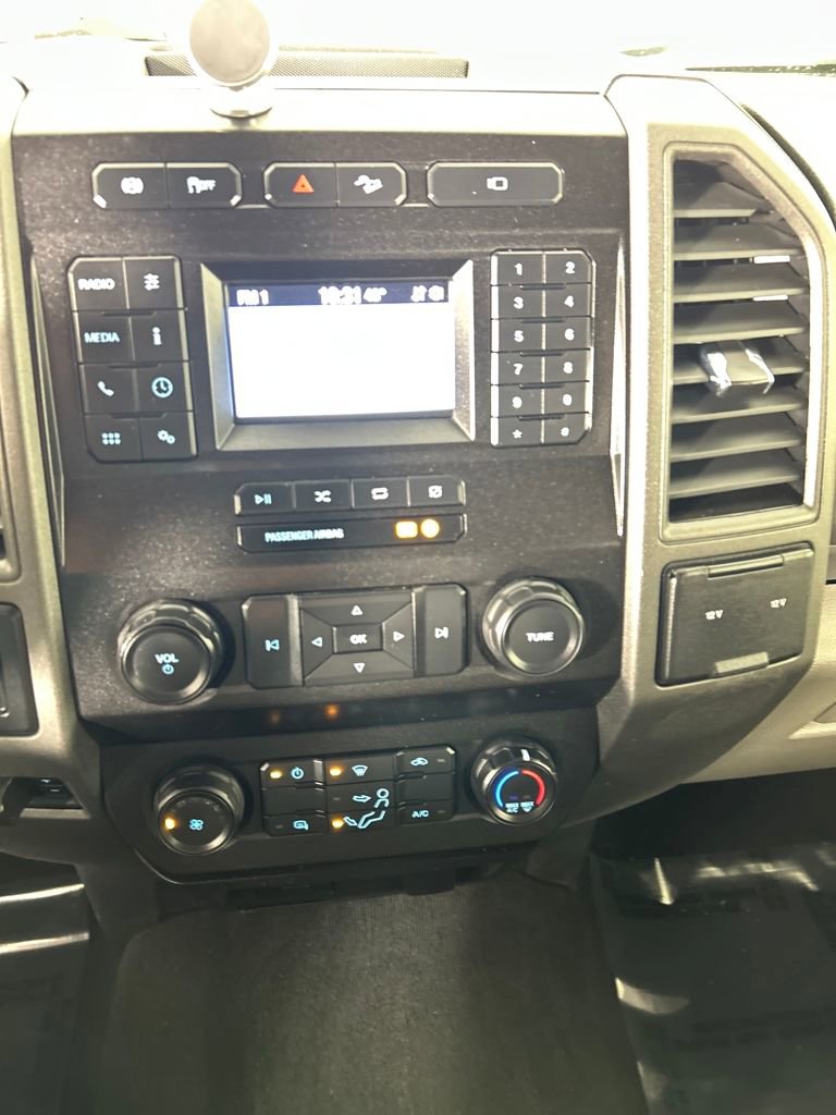 Used 2020 Ford F350 XL w/ STX Appearance Package AWD/4WD image 14