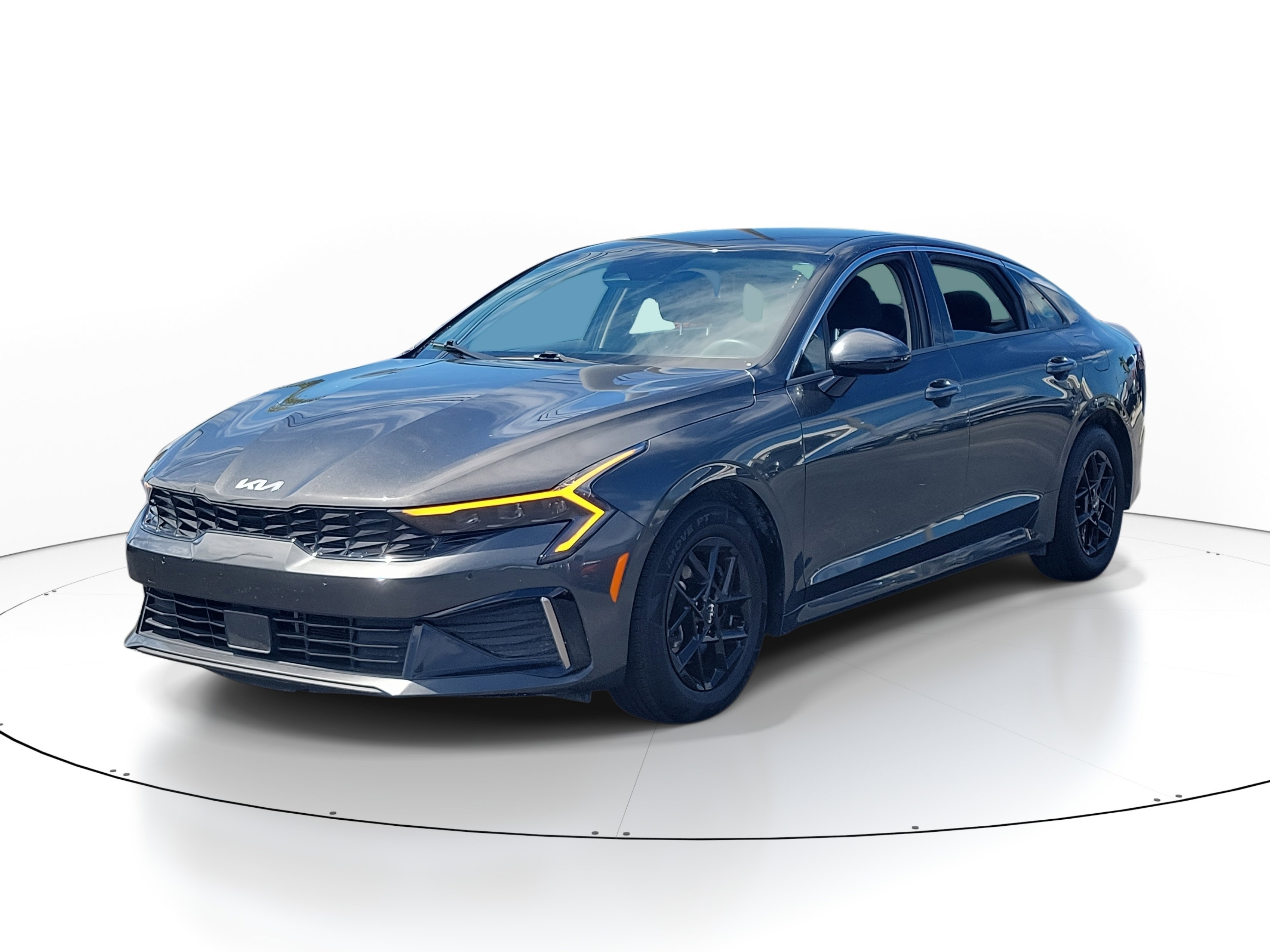 Used 2025 Kia K5 LXS image 3