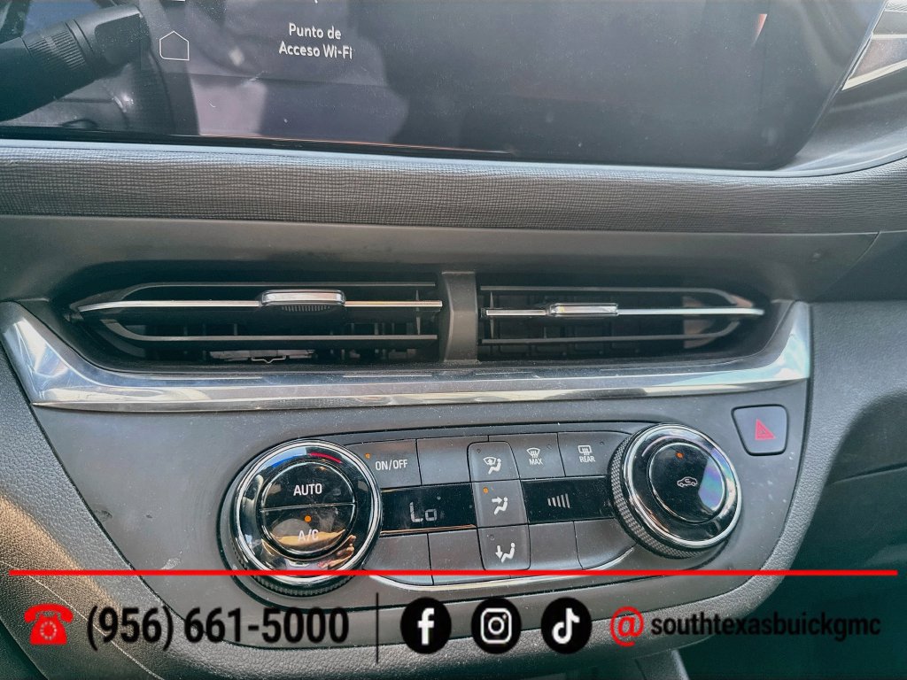 Used 2025 Buick Envista Preferred w/ Convenience II Package FWD image 18