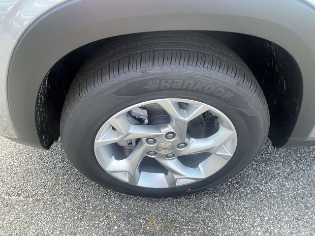 New 2026 Chevrolet Trax LS w/ LS Convenience Package FWD image 9