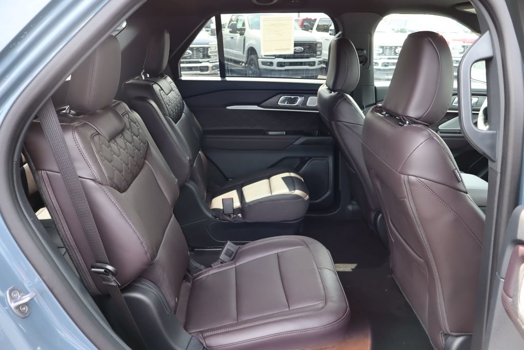 New 2027 Ford Explorer Platinum AWD/4WD image 35