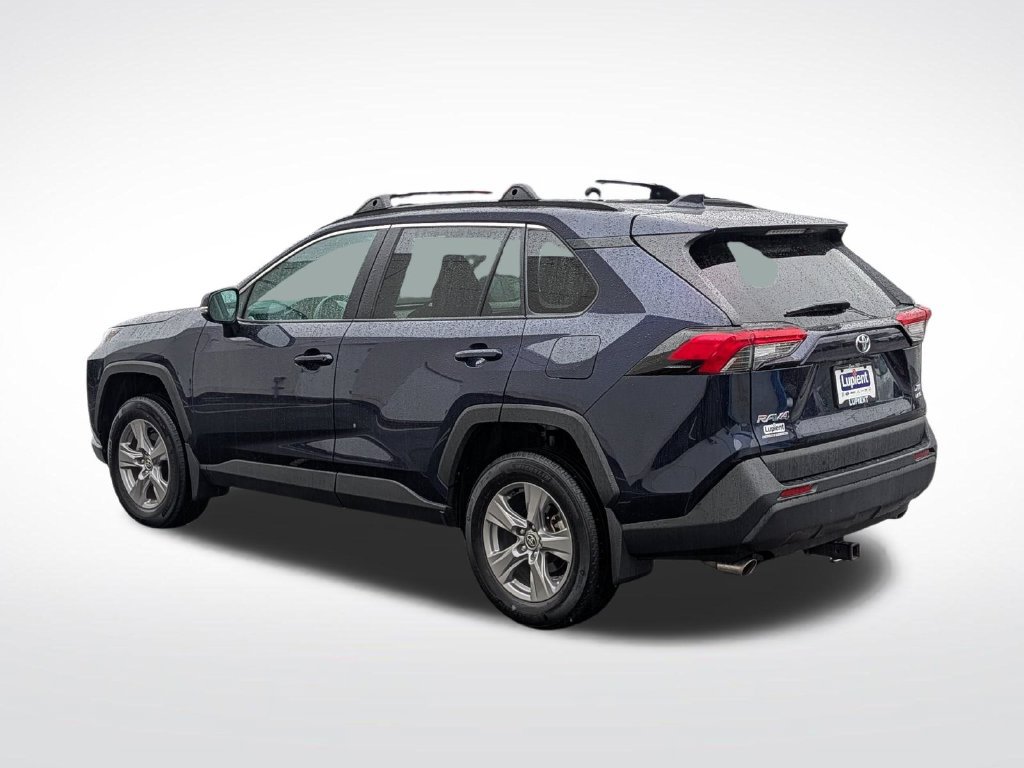 Used 2024 Toyota RAV4 XLE AWD/4WD image 9