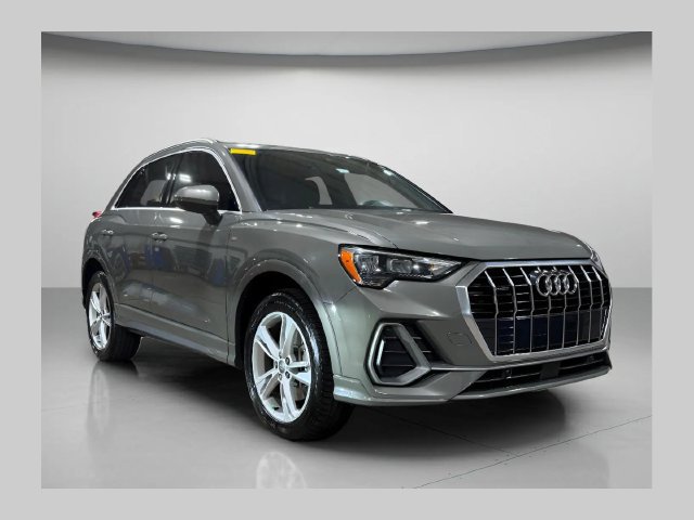Used 2020 Audi Q3 2.0T Premium w/ Convenience Package