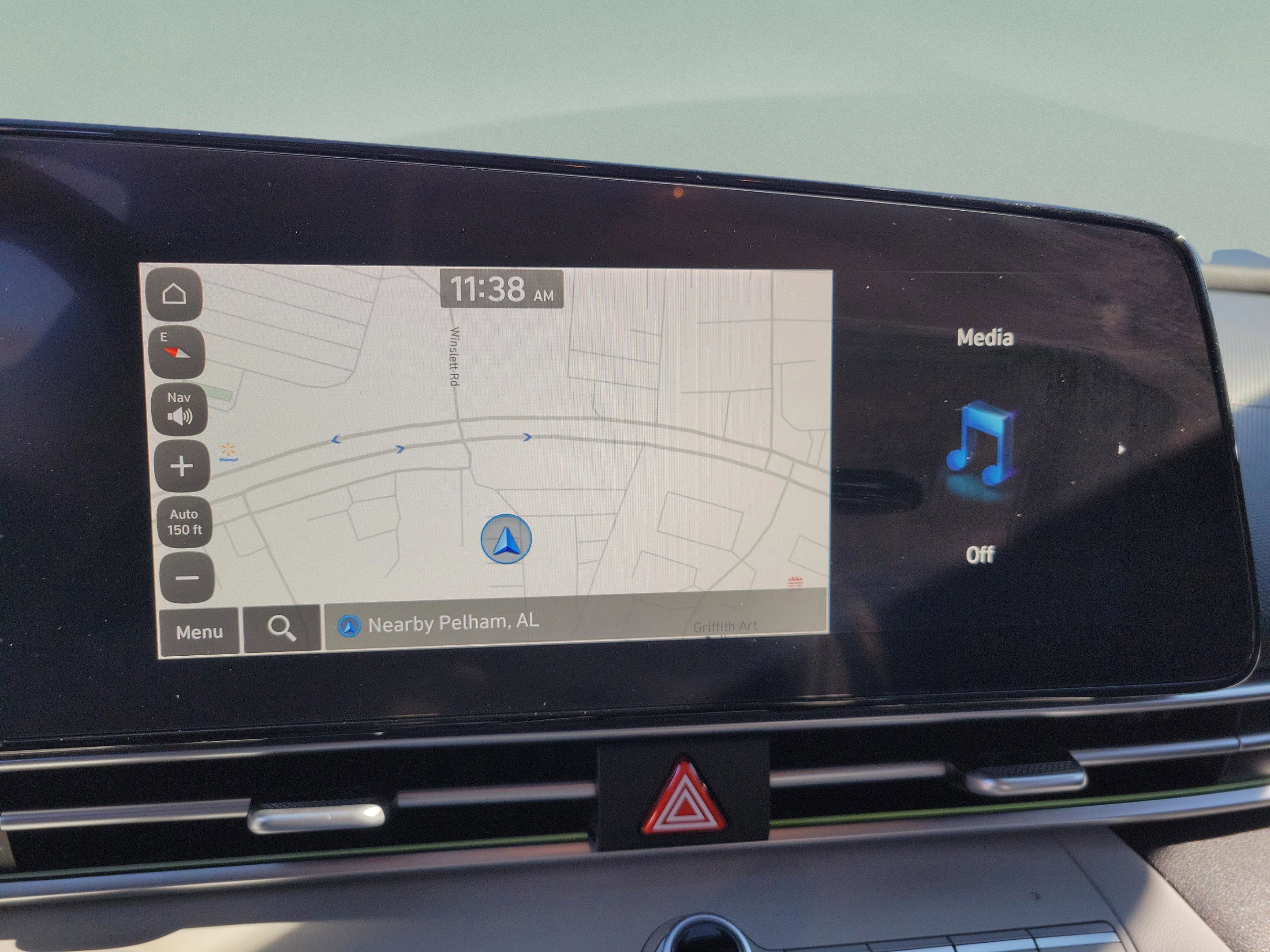 Used 2023 Hyundai Elantra Limited image 27