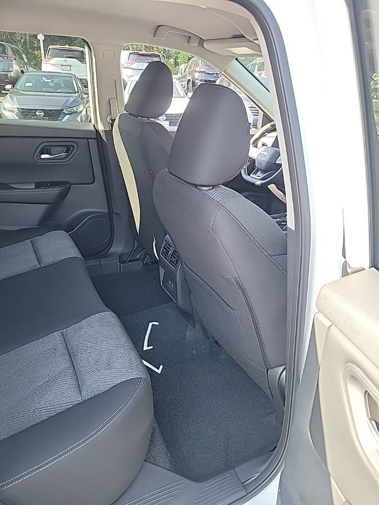 New 2026 Nissan Rogue SV image 24