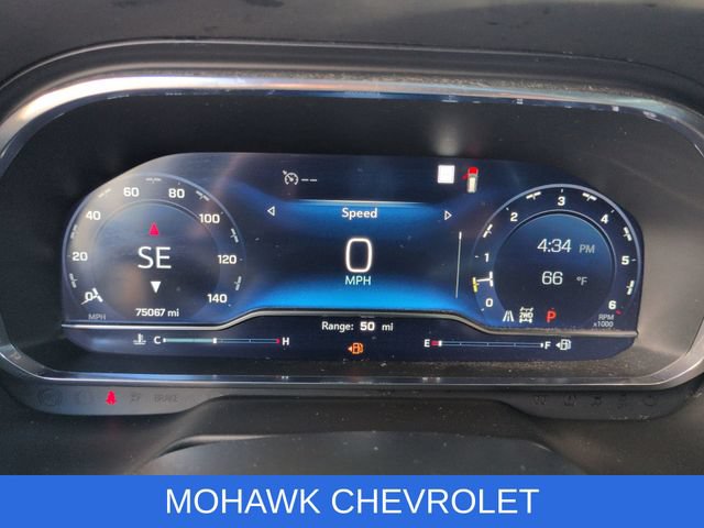 Used 2022 Chevrolet Suburban RST w/ Luxury Package AWD/4WD image 12