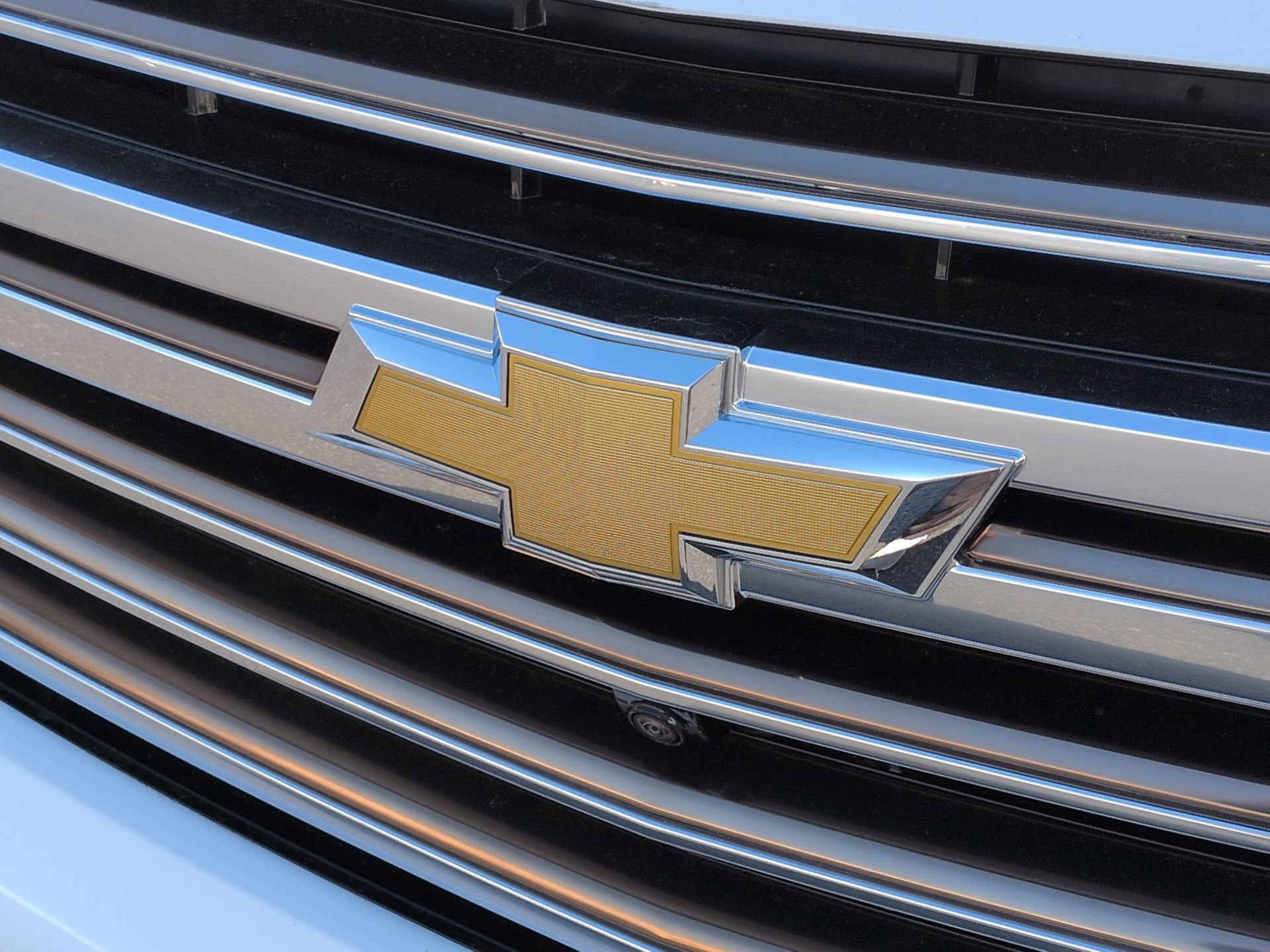 Certified 2024 Chevrolet Suburban High Country AWD/4WD image 32