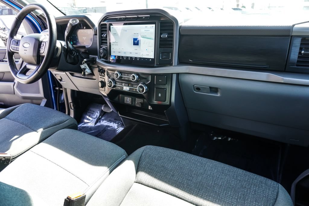 Used 2024 Ford F150 XLT w/ Tow/Haul Package RWD image 9