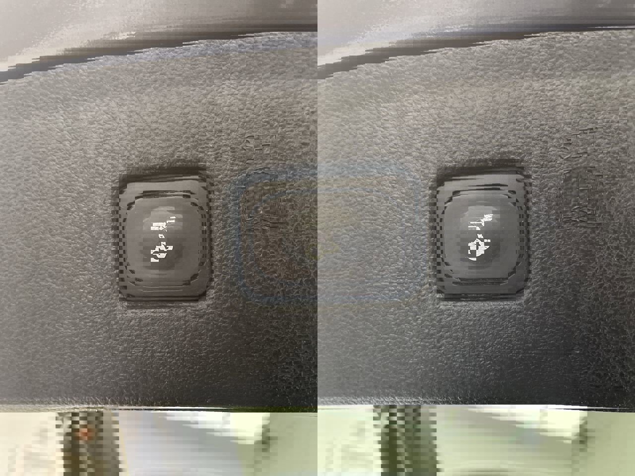 Used 2023 Ford Edge SEL w/ Convenience Package image 31