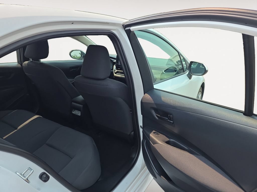 Used 2024 Toyota Corolla LE FWD image 12
