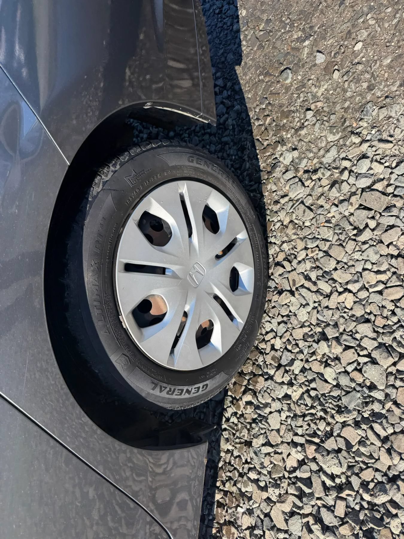 Used 2014 Honda Insight LX image 9