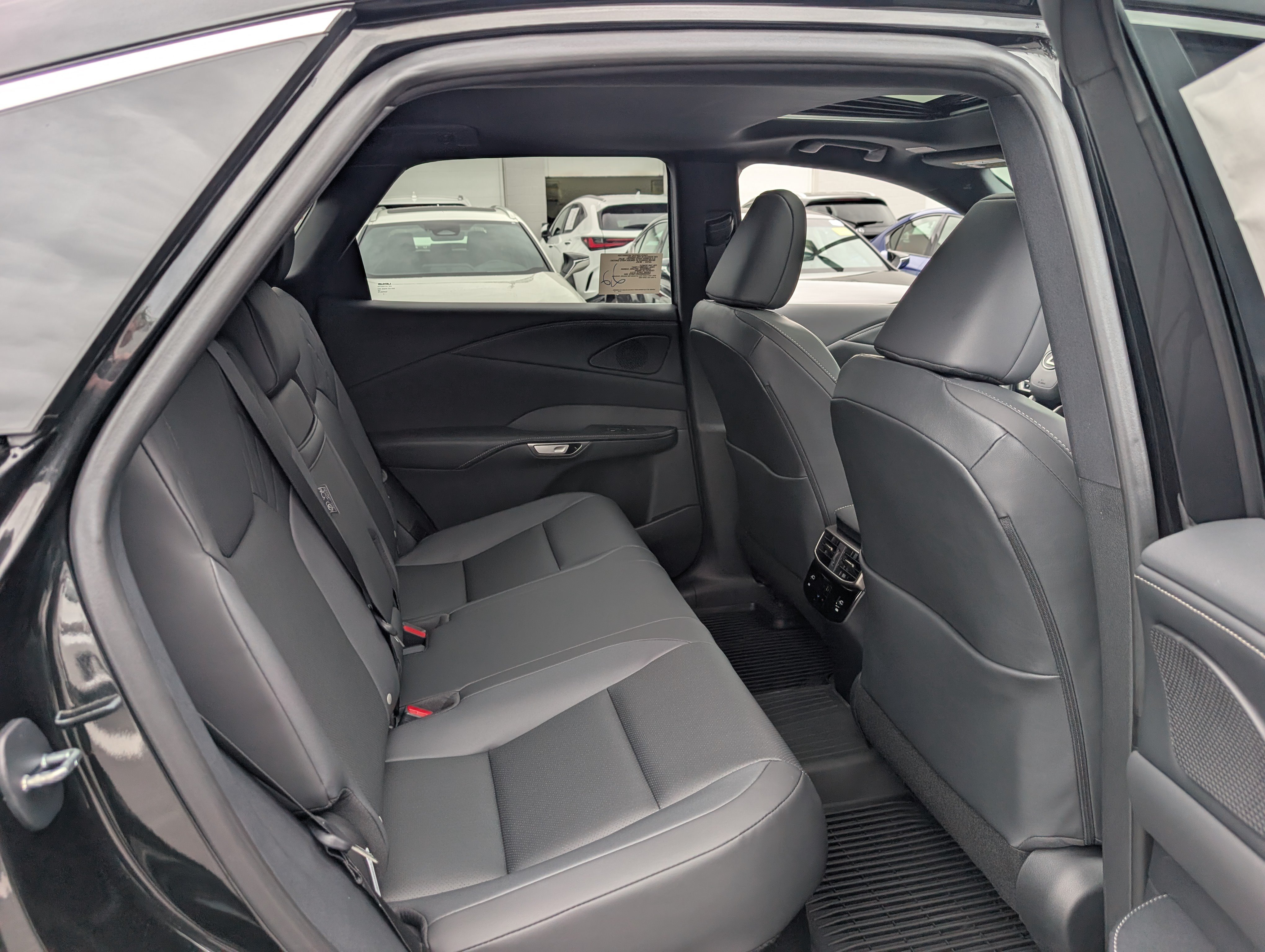 New 2026 Lexus RX 350 Premium w/ Accessory Package (Z1) AWD/4WD image 8