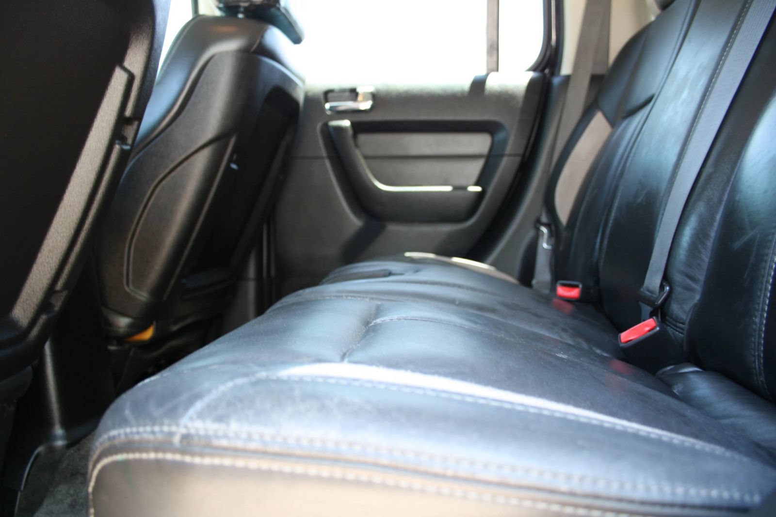Used 2007 HUMMER H3 w/ Chrome Appearance Package AWD/4WD image 15