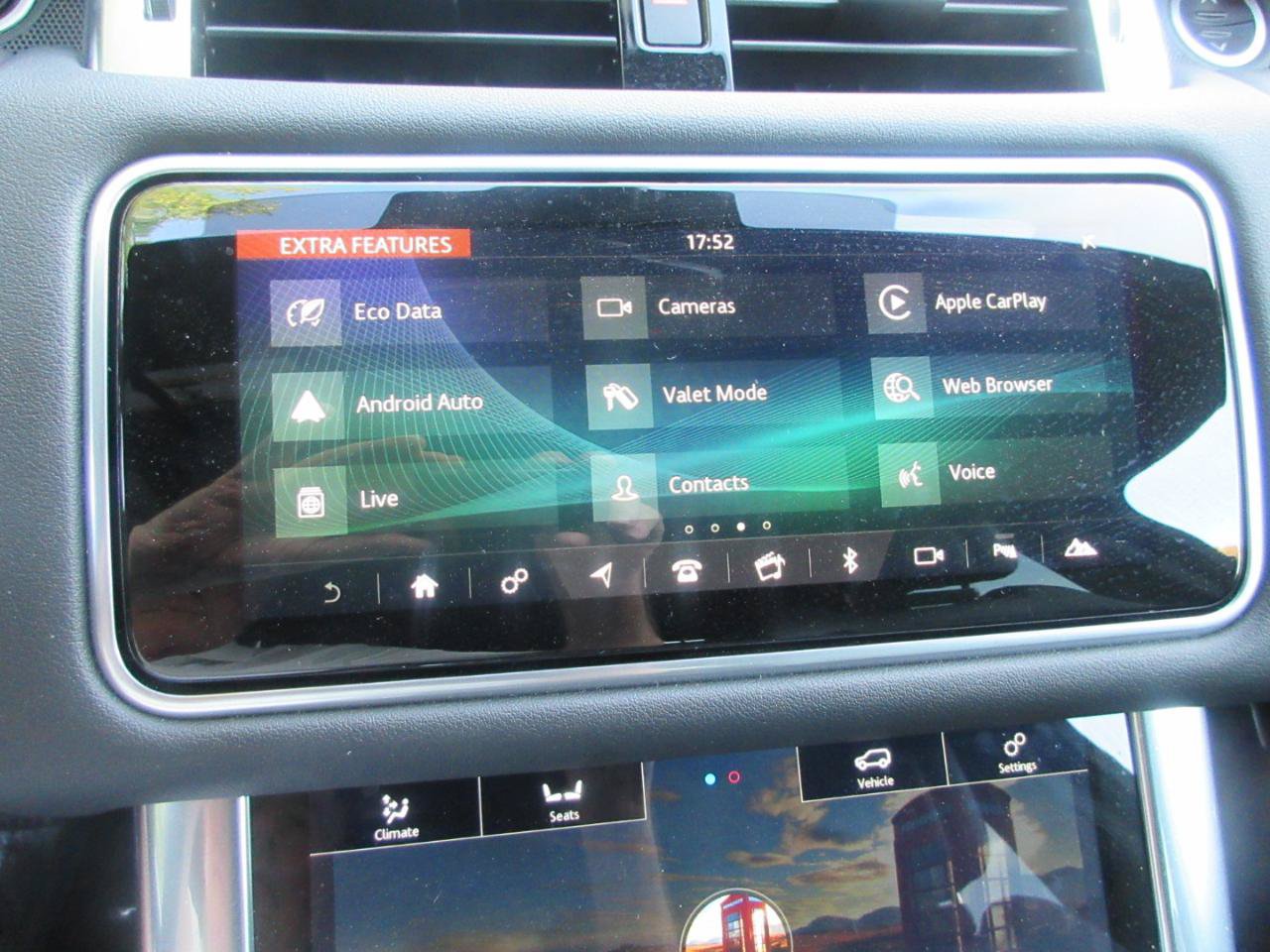 Used 2020 Land Rover Range Rover Sport SE AWD/4WD image 68