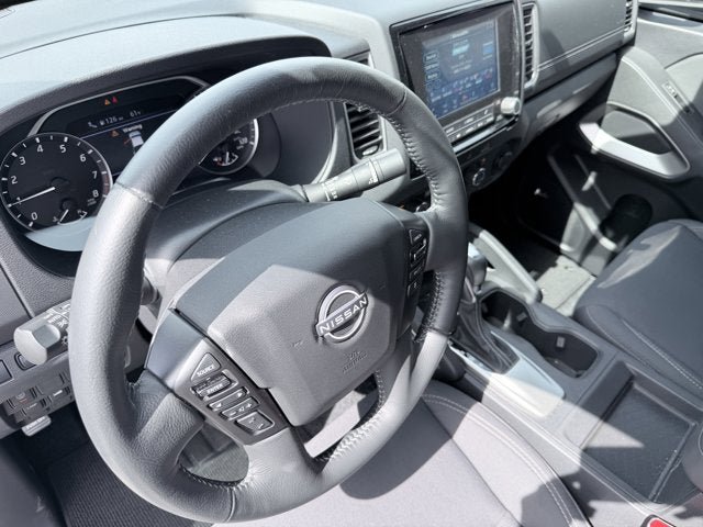 Certified 2024 Nissan Frontier SV w/ Technology Package AWD/4WD image 17
