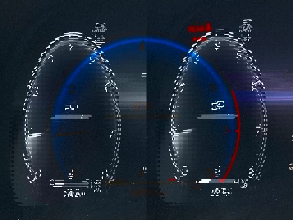 Used 2024 Toyota Highlander Platinum image 18