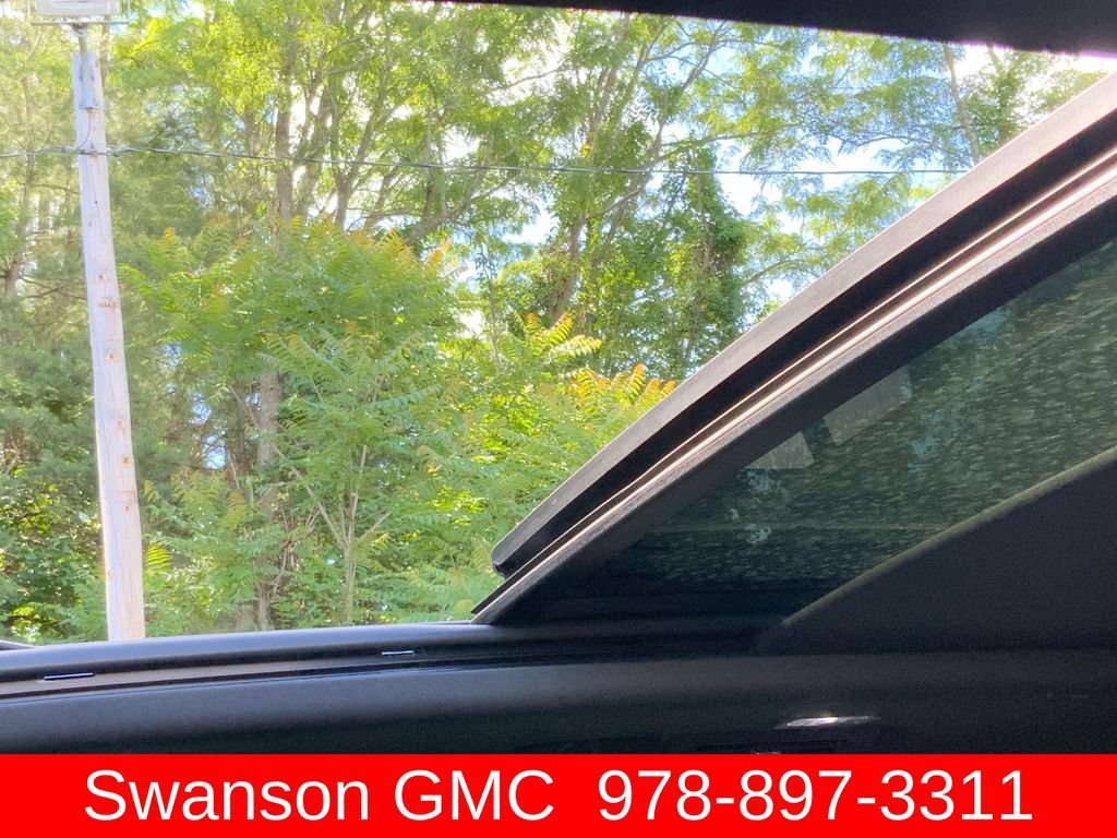 New 2026 GMC Yukon Denali Ultimate w/ LPO, Floor Liner Package AWD/4WD image 19