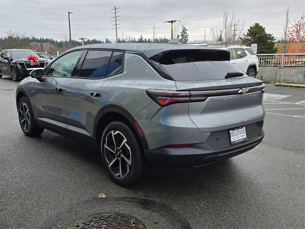 New 2026 Chevrolet Equinox EV LT image 3