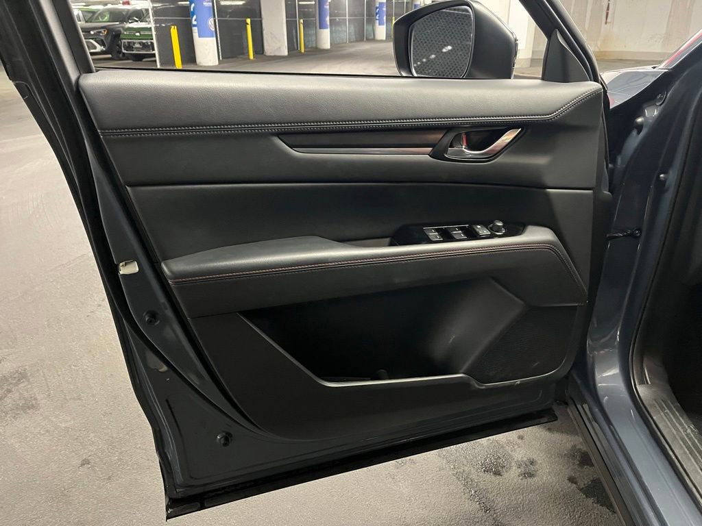 Used 2022 MAZDA CX-5 Carbon Edition image 16