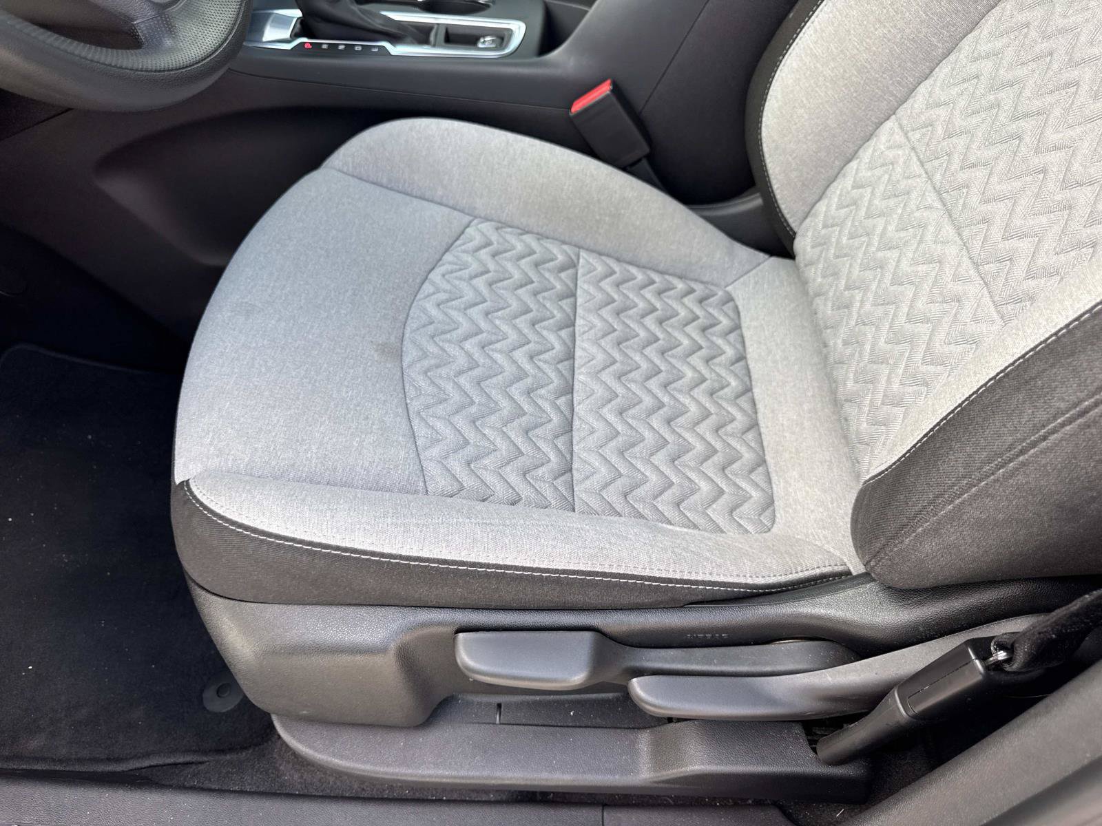 Used 2024 Chevrolet Equinox LS FWD image 19