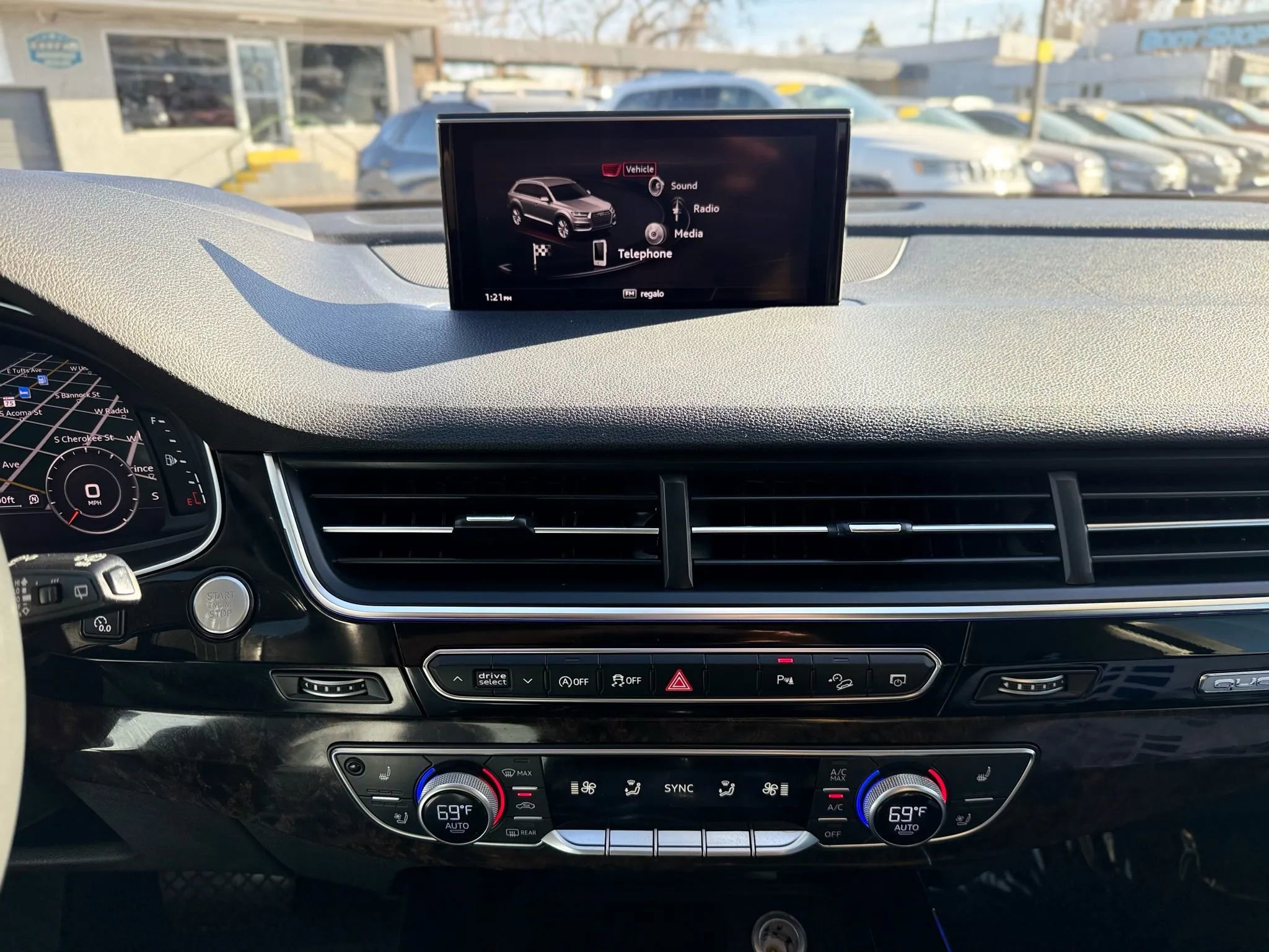 Used 2018 Audi Q7 3.0T Prestige w/ Prestige Package image 45