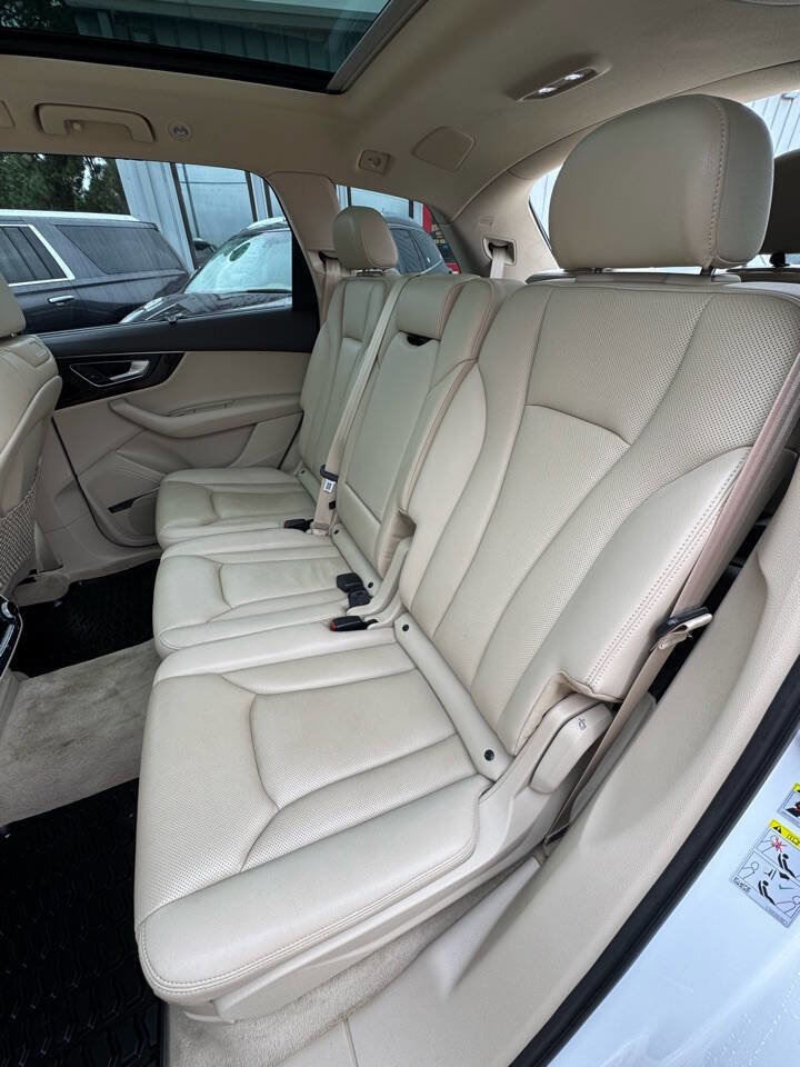 Used 2018 Audi Q7 3.0T Prestige w/ Prestige Package image 10