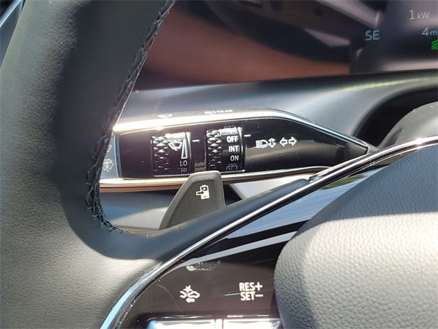 New 2026 Cadillac Vistiq Luxury image 14