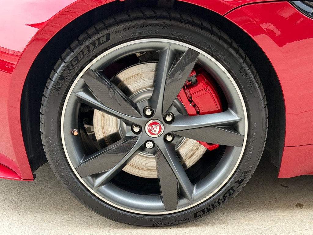Used 2016 Jaguar F-TYPE R AWD/4WD image 17