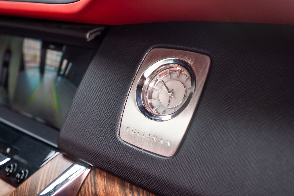 Used 2019 Rolls-Royce Cullinan AWD/4WD image 42
