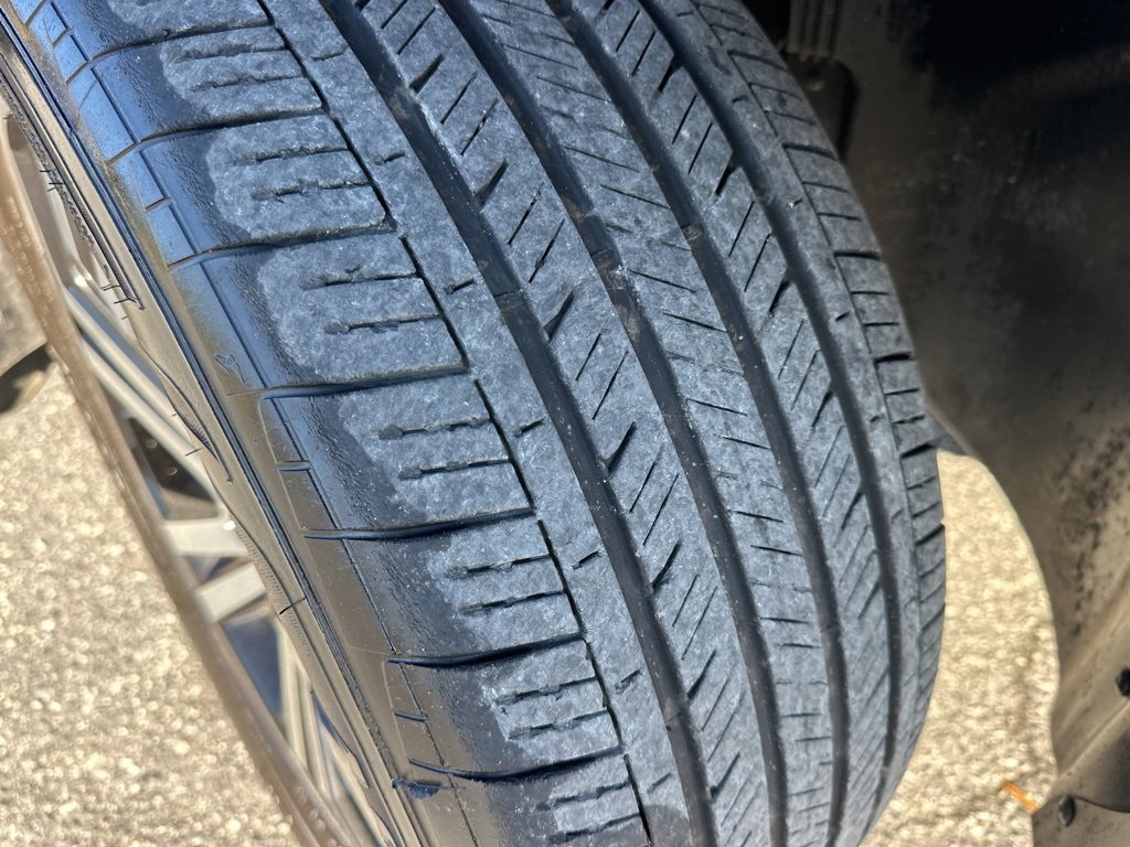 Used 2023 Volkswagen Atlas Cross Sport SEL image 35