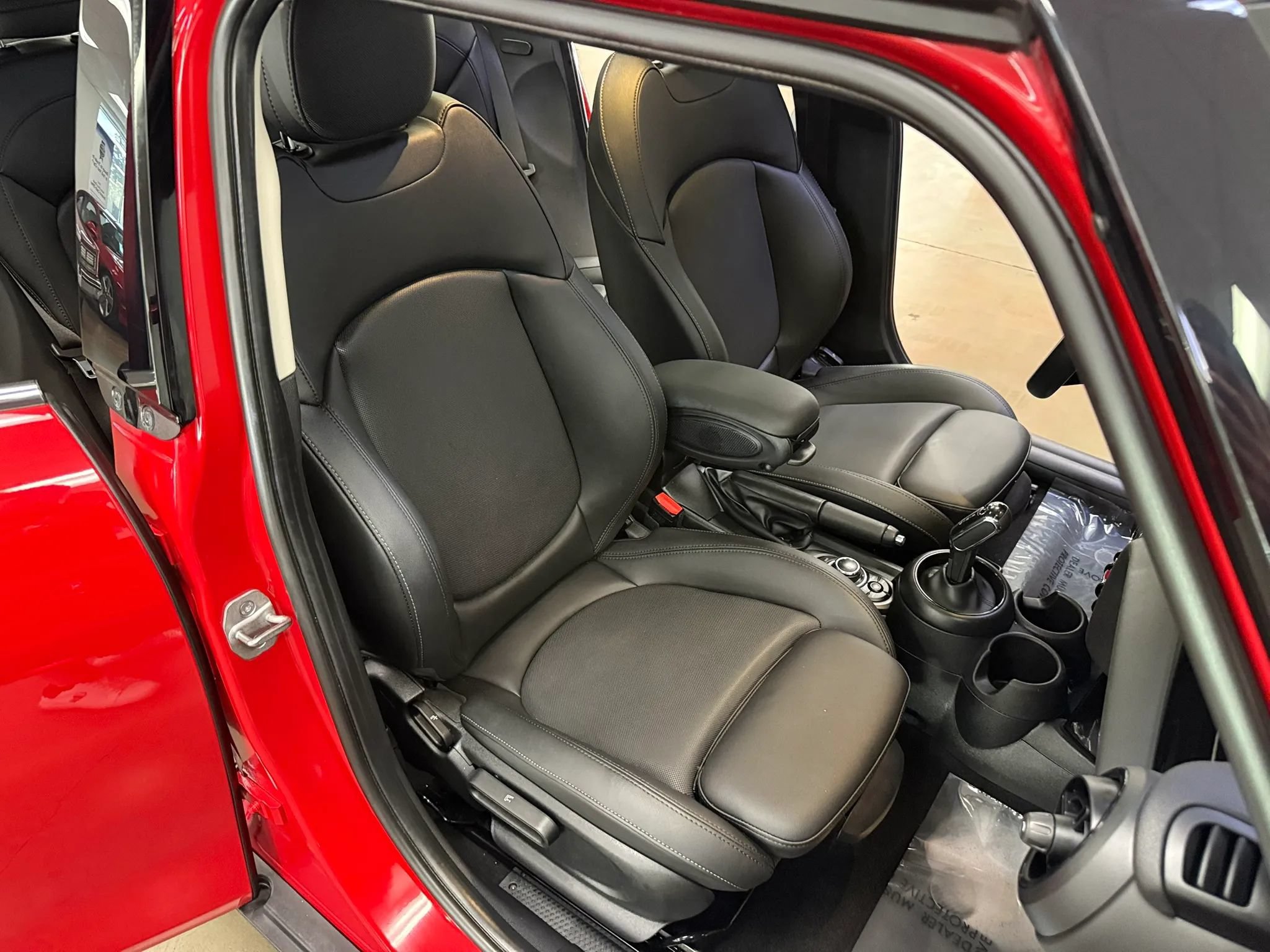 Used 2023 MINI Cooper S FWD image 13