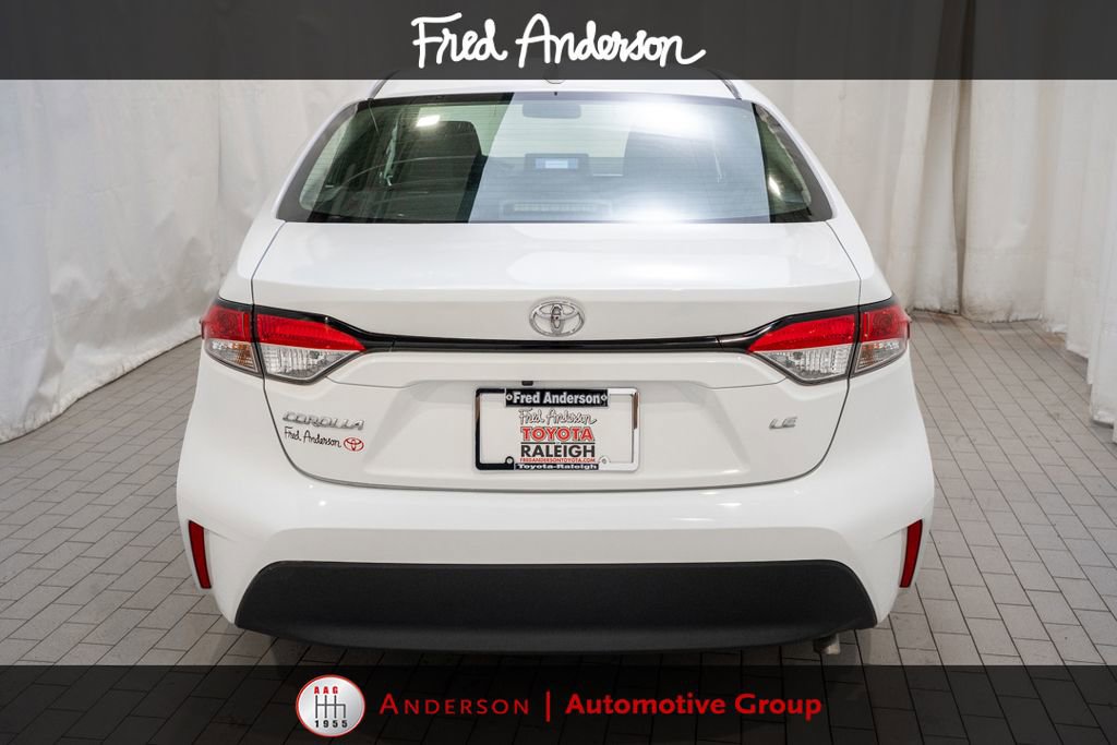 Used 2024 Toyota Corolla LE FWD image 4