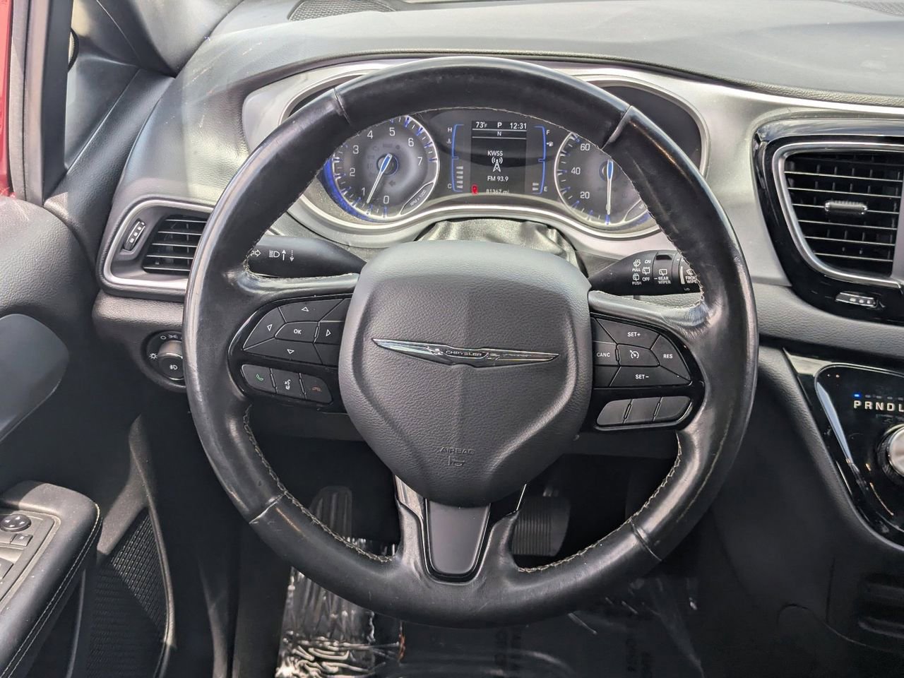 Used 2020 Chrysler Pacifica Touring w/ S Appearance Package FWD image 16