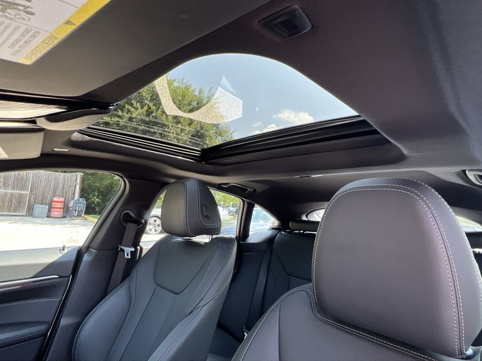 Used 2023 BMW i4 eDrive40 w/ Premium Package RWD image 21