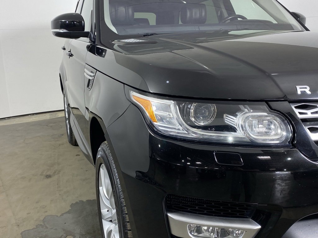 Used 2016 Land Rover Range Rover Sport HSE image 9