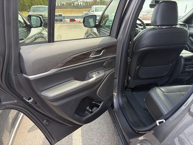 New 2026 Jeep Grand Cherokee Limited w/ Limited Altitude Package image 12